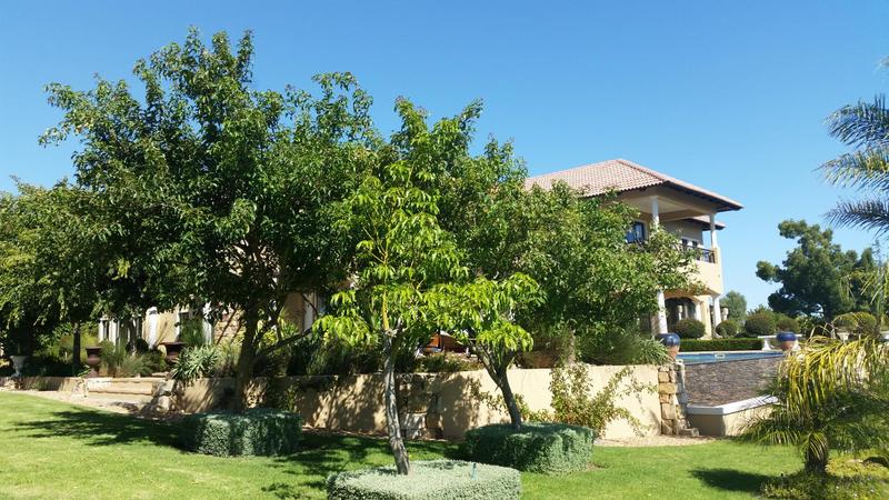 5 Bedroom Property for Sale in Stellenbosch Central Western Cape
